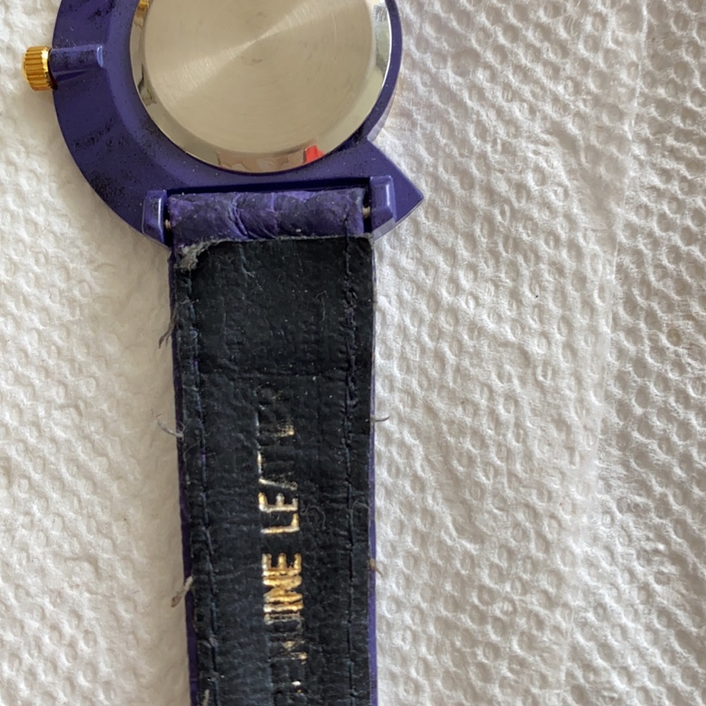 Purple Watch - Picture 4 of 4